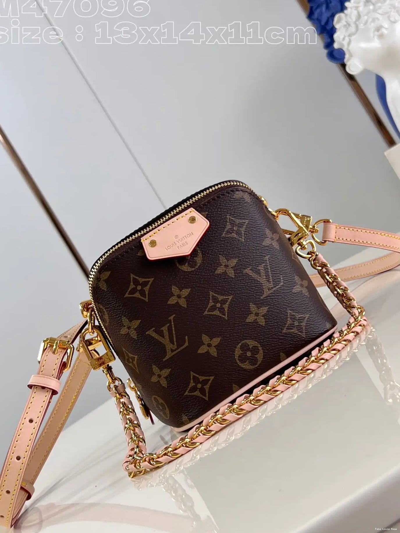 Repladies LOUIS Just VUITTON In Case-13*14*11.5CM 0627